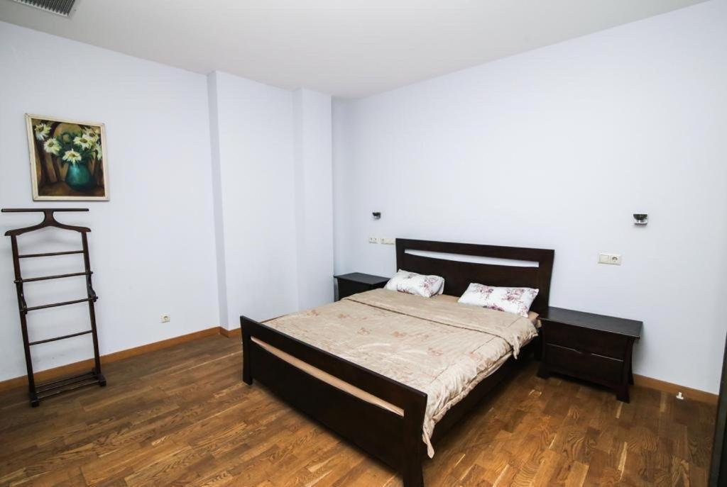 Bc Apartments Тбилиси Экстерьер фото